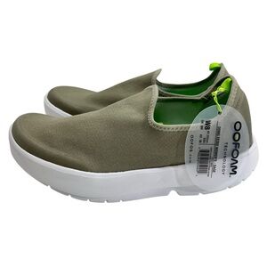 OOFOS OOMG Eezee recovery sneaker shoes in sage green